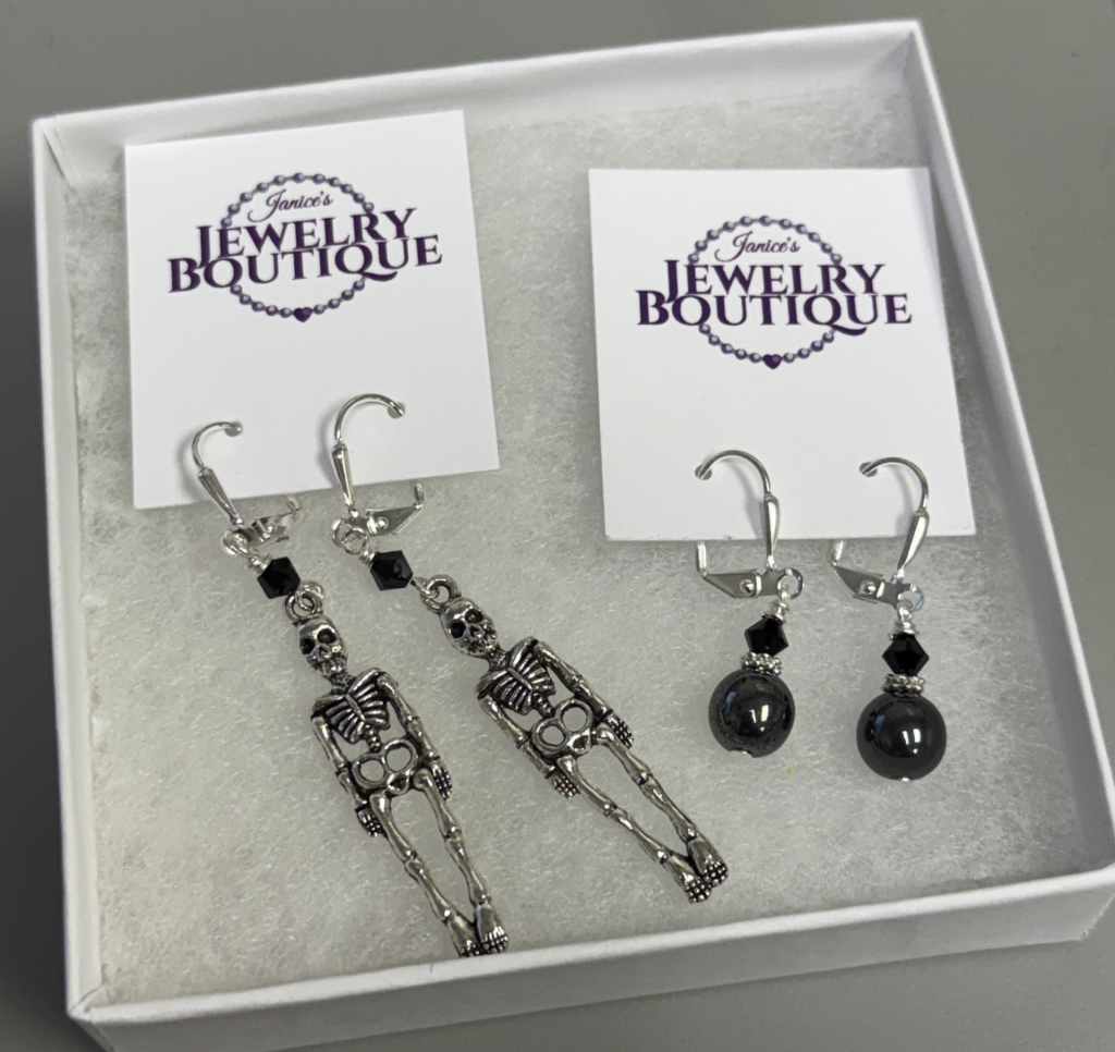 Elegant Jewelry Earring Backer Cards That Showcase Your Pieces